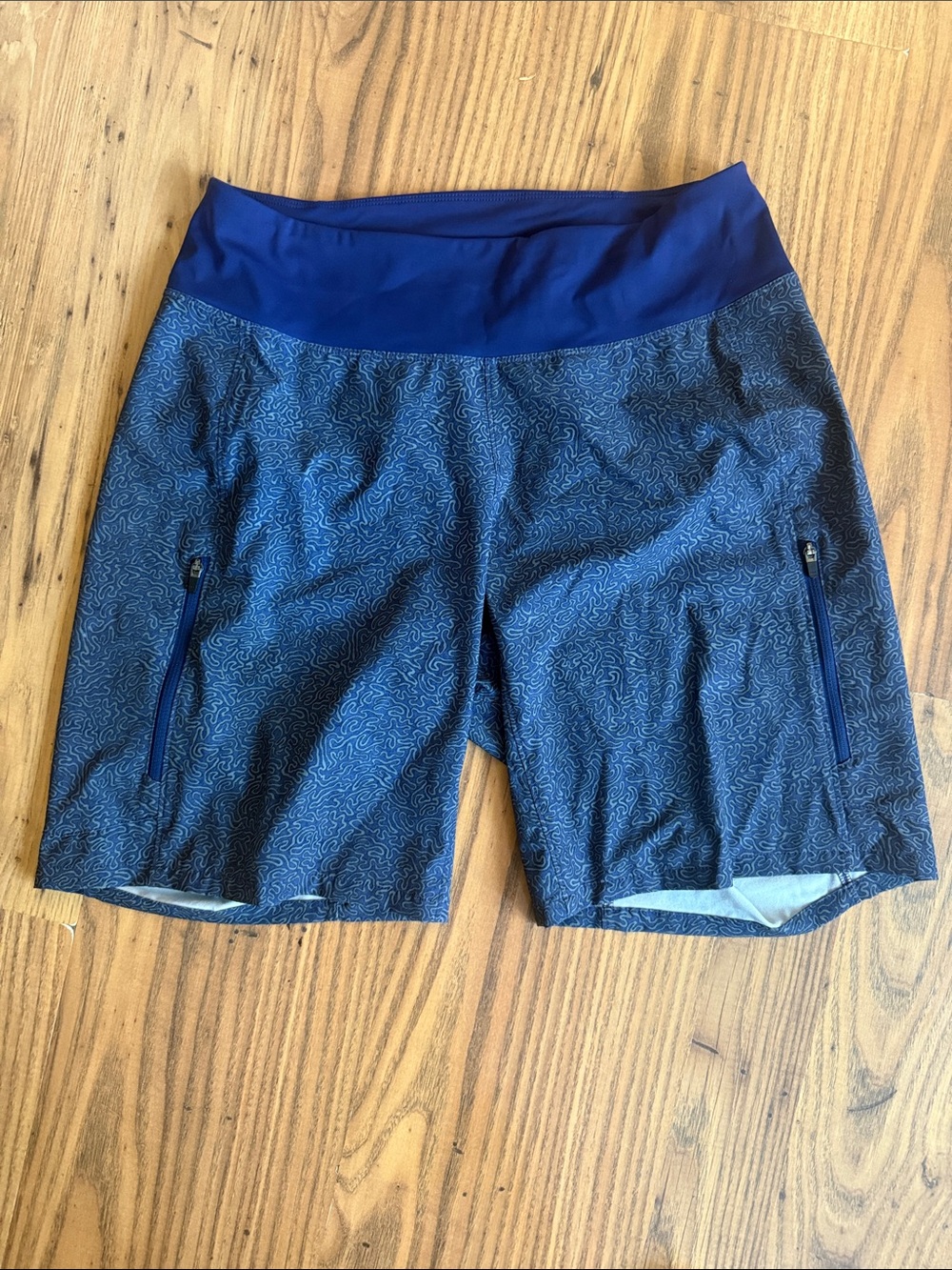 Patagonia Tyrolean Bike Shorts Size 6 - Picture 2 of 4